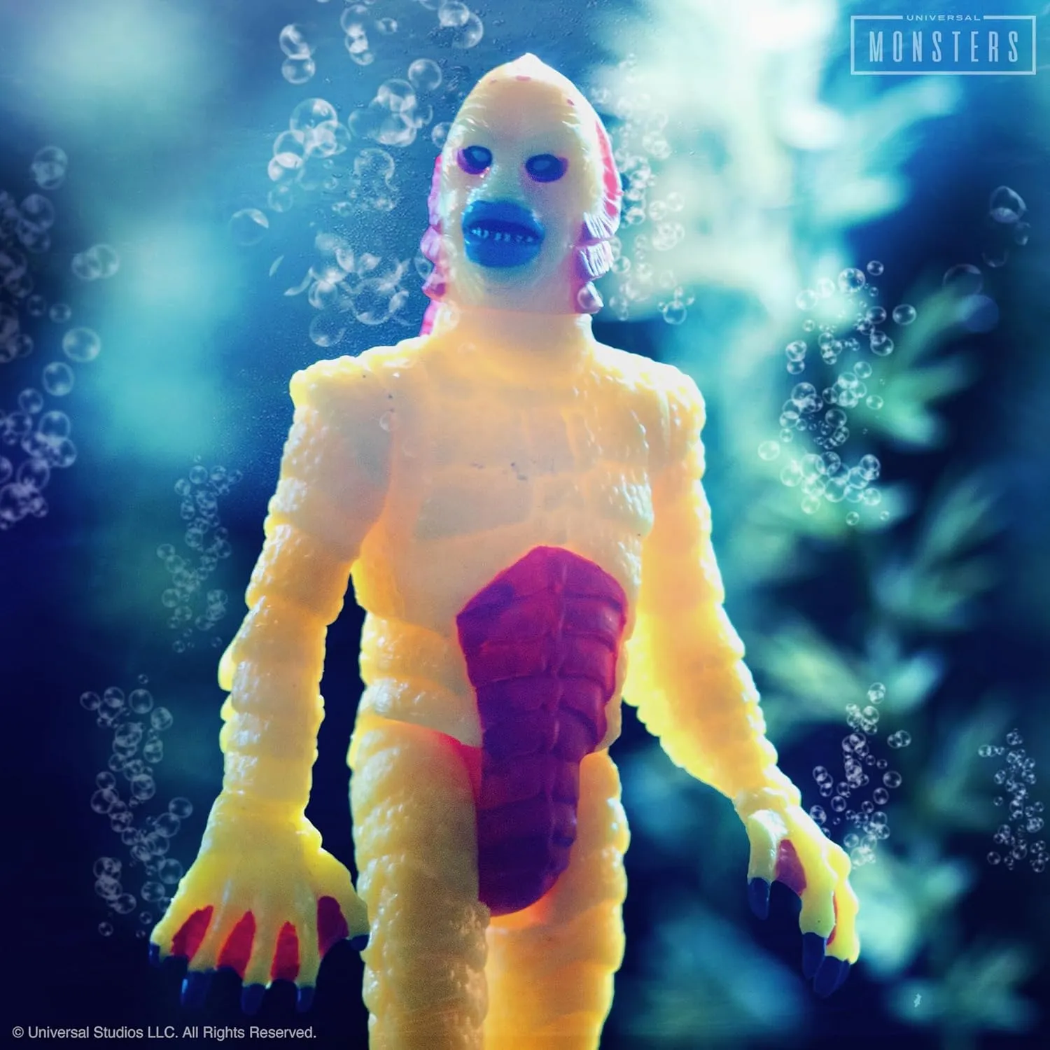 3.75 in Scale Reaction Figure Super7 Universal Monsters Creature from The cucumber Black Lagoon (Costume Colors) - 