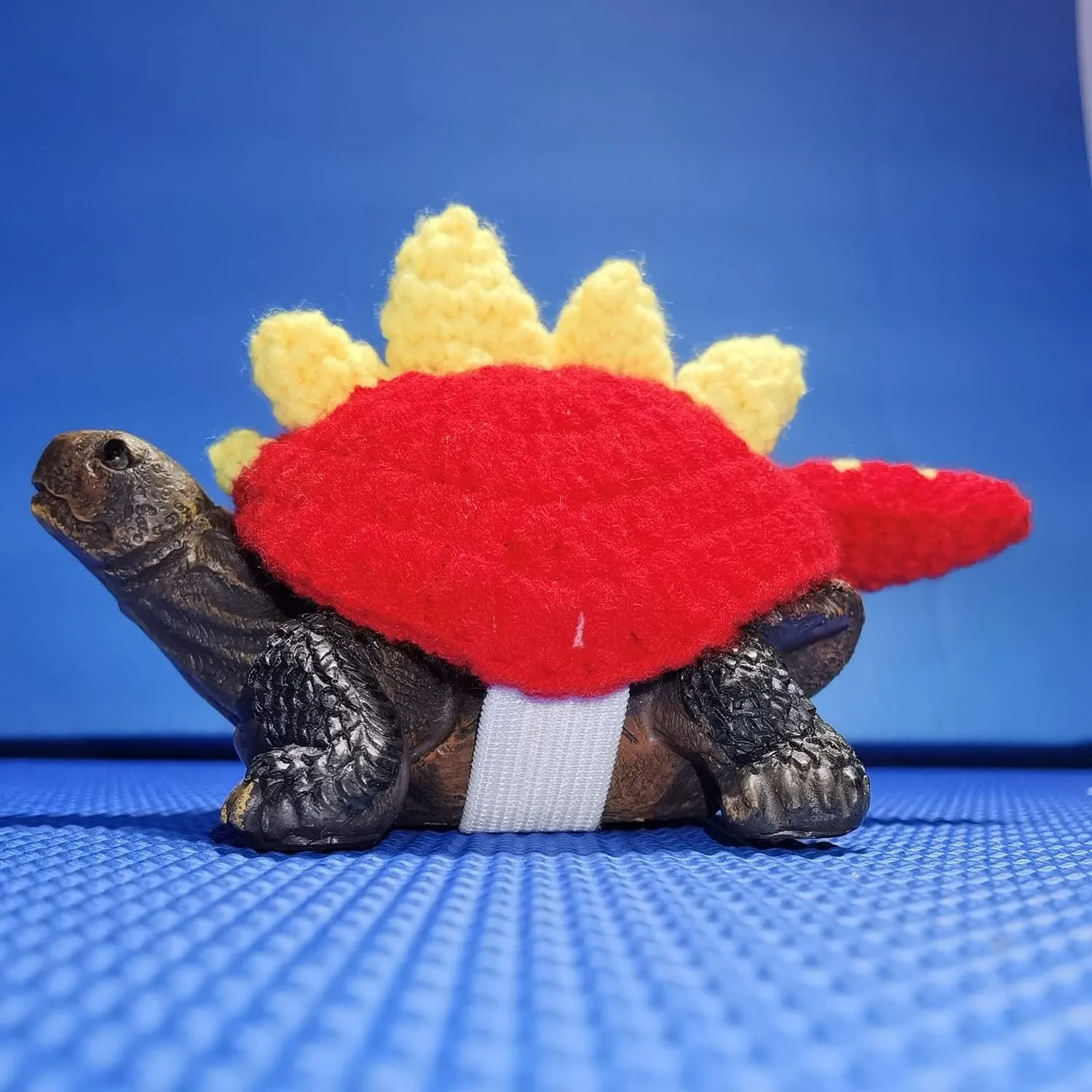 formal Warm Knitted Outfit with Adjustable Strap Small Animal Sweater Tortoise Apparel for Christmas Halloween Party Costume Photo Shoot (13 Inch,Red) Sweater for Turtle Dinosaur Cosplay Handmade Winter 