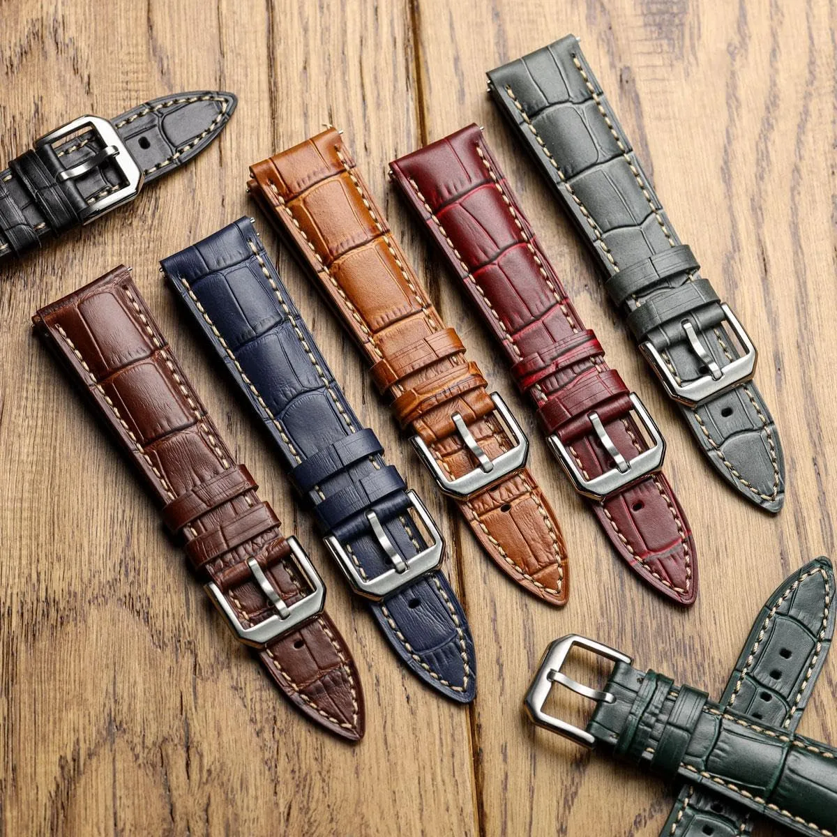 Quick-Release Spring Bars, Multiple Colours, 20mm, 22mm Carolina Gator Genuine Leather Watch Strap, Alligator-Embossed Calf Leather, Padded eradication Design with 