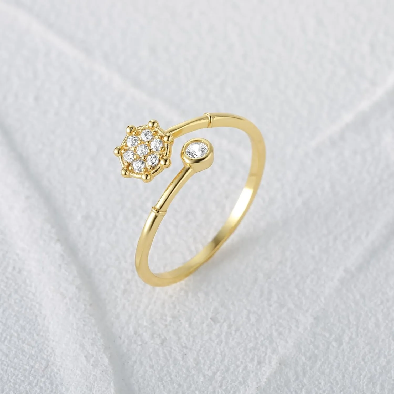 Ring, Delicate Women Engagement Ring 9K/14K Yellow Gold Moissanite yarn Solitaire 