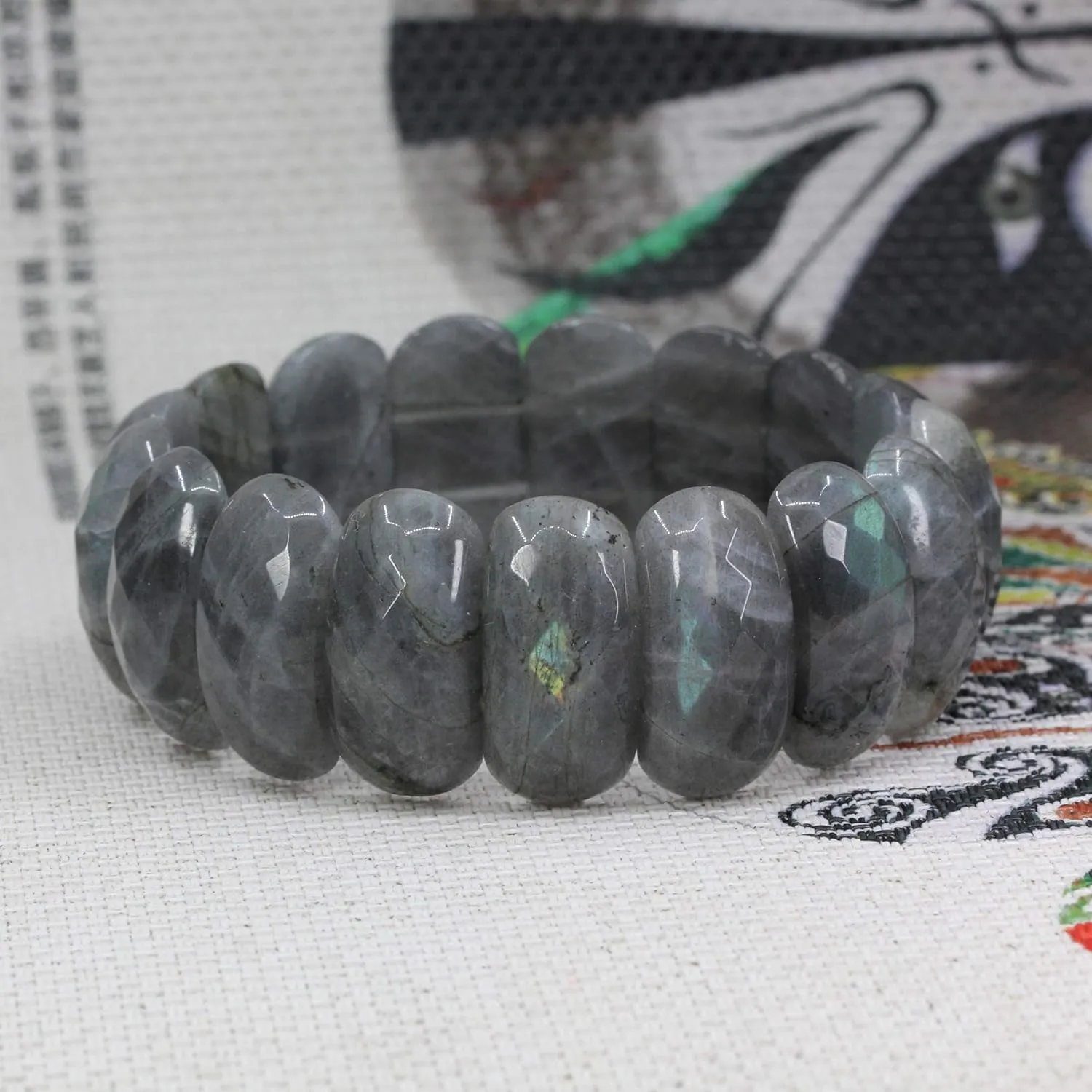 Semi Precious Gemstones 25mm Half Moon Shape Faceted Beads Crystal Rock Stretch Bracelets 7.5 cavity benefit stave Inch Keleny 
